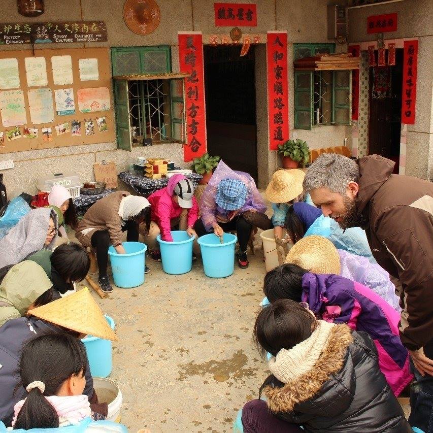 Harvest & Plant with farmers